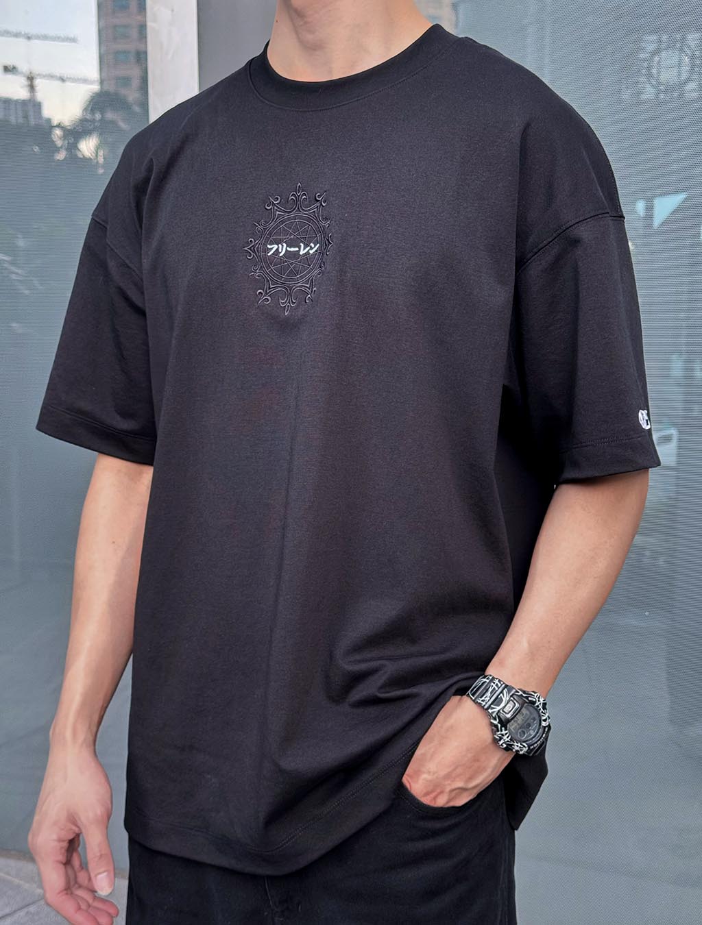 Frieren T-shirt (Black) *CHIILL TOUCH*