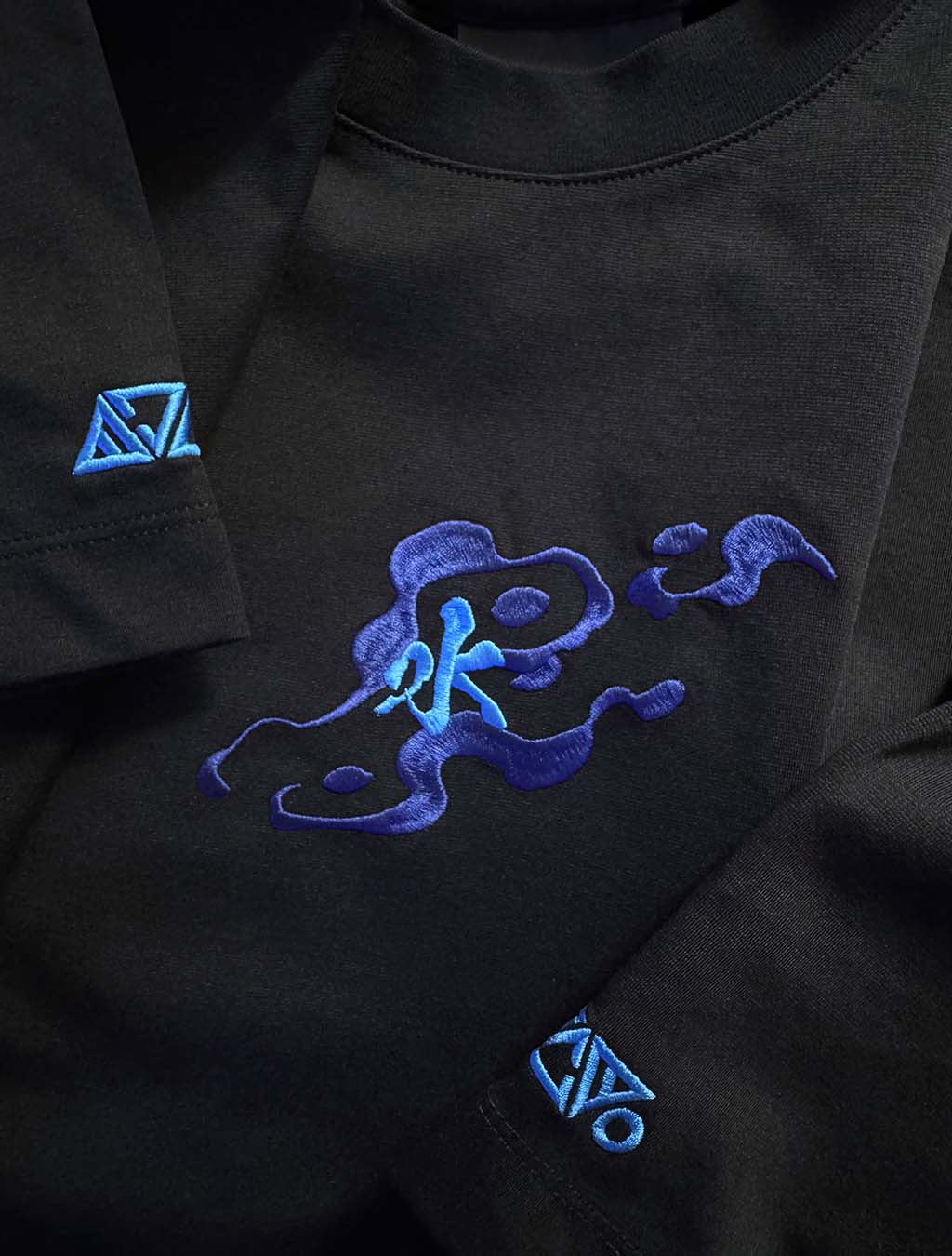 Giyu T-shirt (Black) *CHIILL TOUCH*